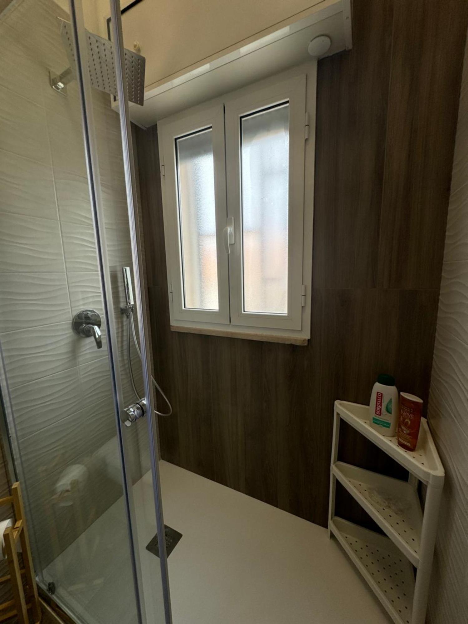 Casa Vacanze La Perla Rara Taranto Bagian luar foto